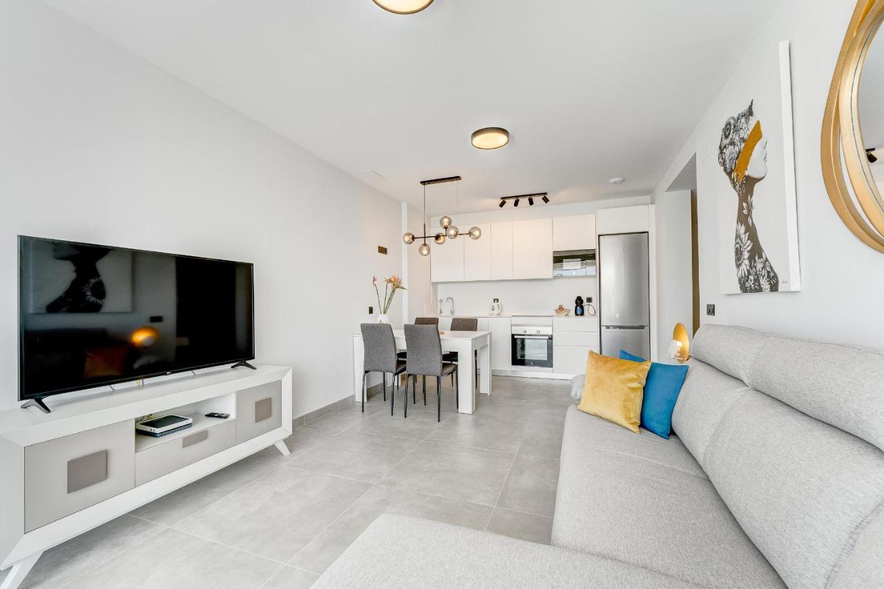 Modern New Apartment Las Terrazas De Costa Adeje. Heated Pool, Big Terrace And Private Parking ภายนอก รูปภาพ